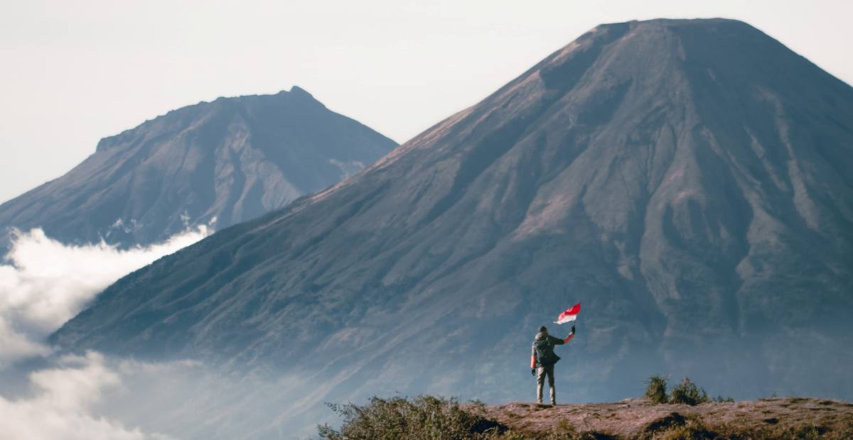 Sederet Gunung Tertinggi Yang Ada Di Tanah Air