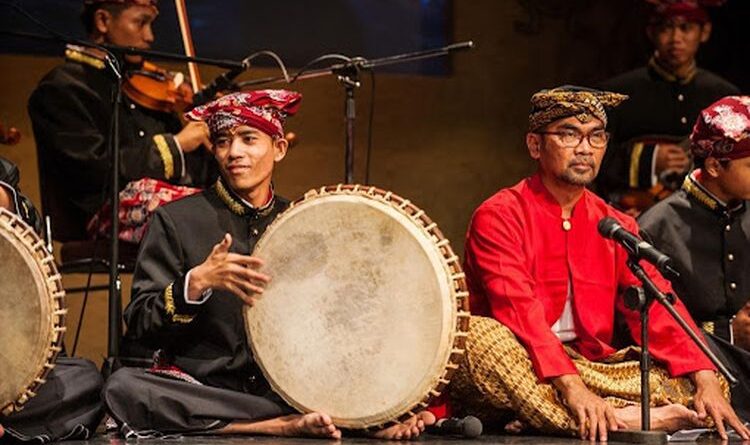 Alat Musik Tradisional Rebana Yang Tetap Terjaga Keberadaannya