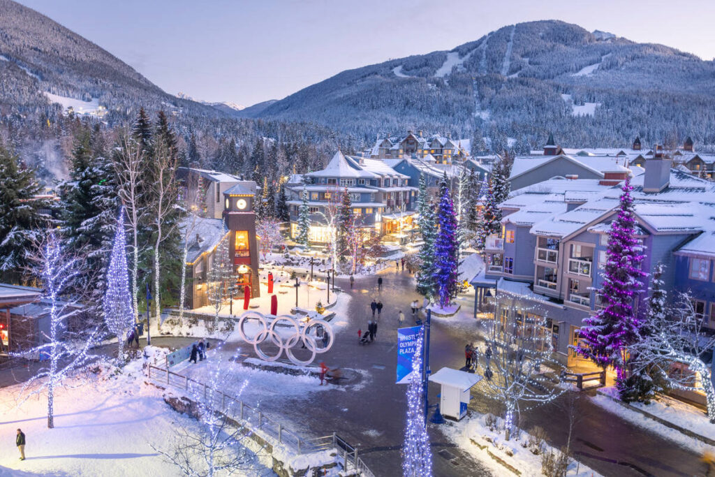 Desa Whistler Village