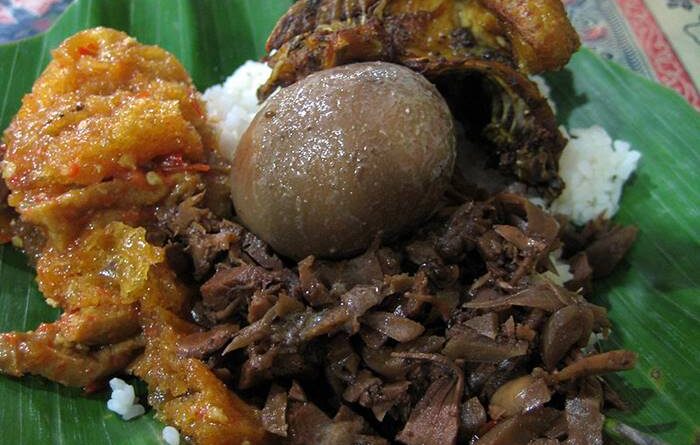 Keunikan Gudeg Makanan Tradisional