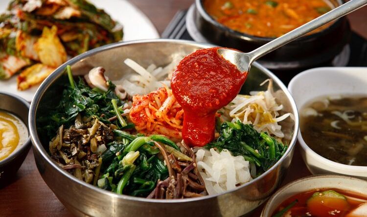 Bibimbap Adalah Kuliner Ikonik Korea Penuh Warna Dan Rasa