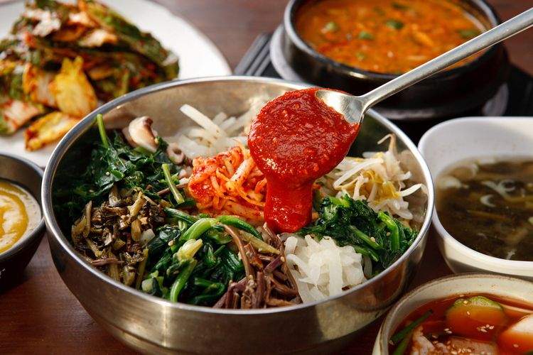 Bibimbap Adalah Kuliner Ikonik Korea Penuh Warna Dan Rasa