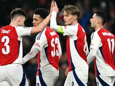 Strategi Menang Sepak Bola: Peran Kunci Di Lapangan
