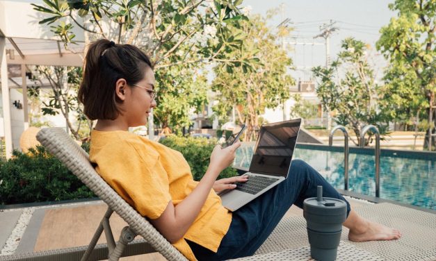 Kebangkitan Nomad Digital: Kerja Jarak Jauh Mengubah Ekonomi