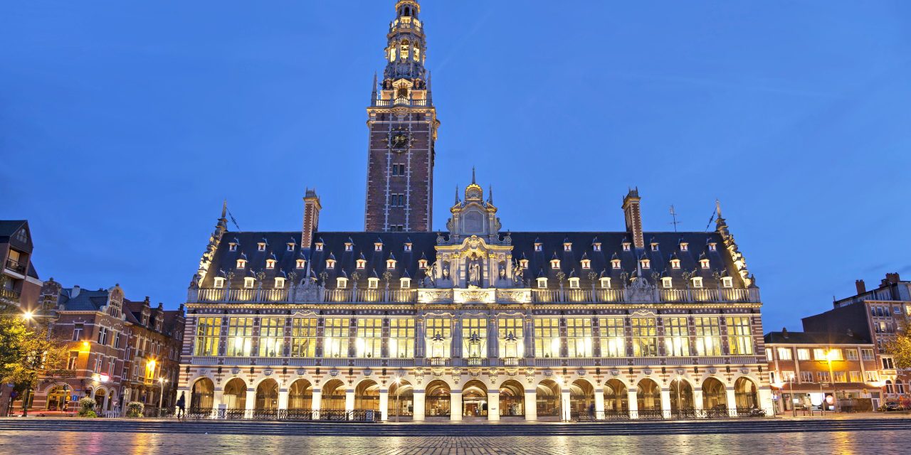 Kota Leuven Di Kelilingi Bangunan Bergaya Gothic Yang Megah