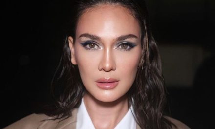 Luna Maya Pesona Dan Kecantikan Di Entertaiment Yang Memikat