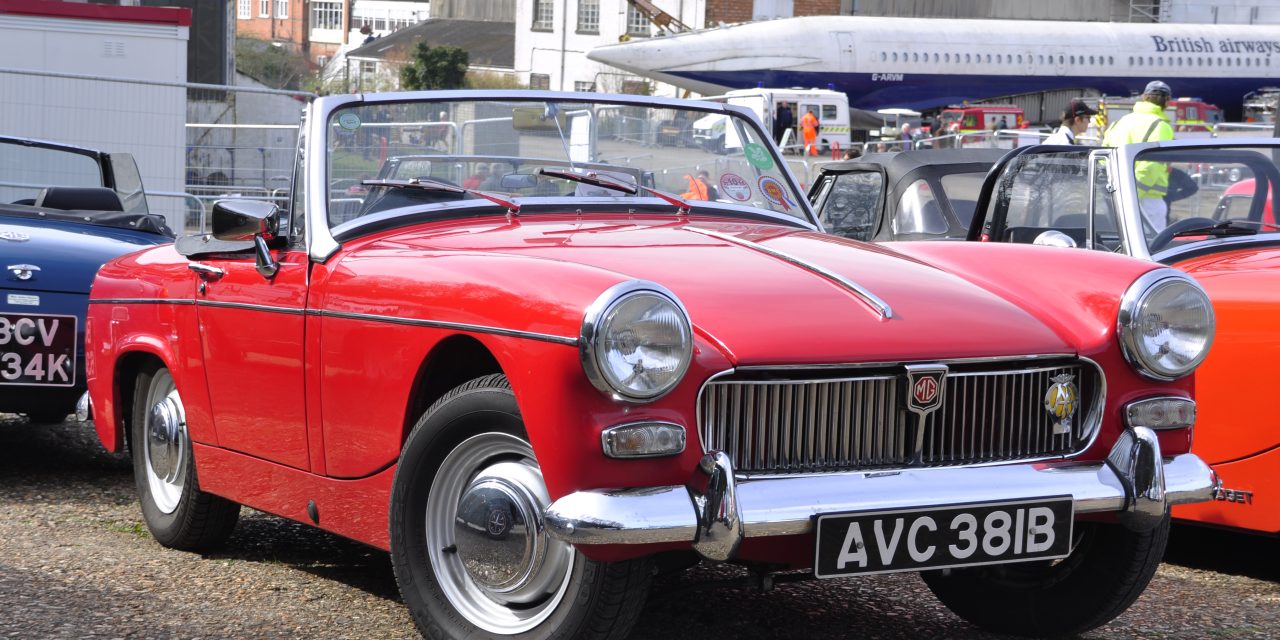 Mobil MG Midget Desain Klasik Mencuri Hati Penggemar Otomotif