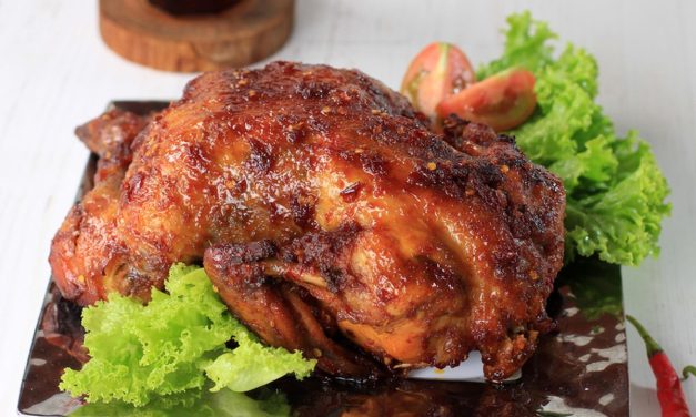 Ayam Bakar Manday, Kelezatan Khas Kalimantan Kaya Cita Rasa