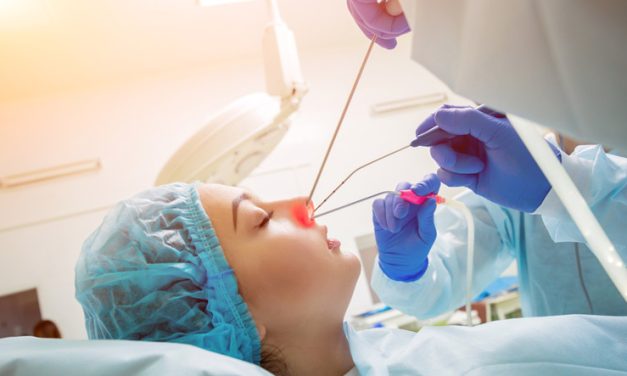 Hubungan Sinusitis Dengan Tindakan Operasi Untuk Kesembuhan