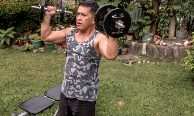 Pengaruh Overhead Dumbbell Squat Terhadap Kecepatan Renang