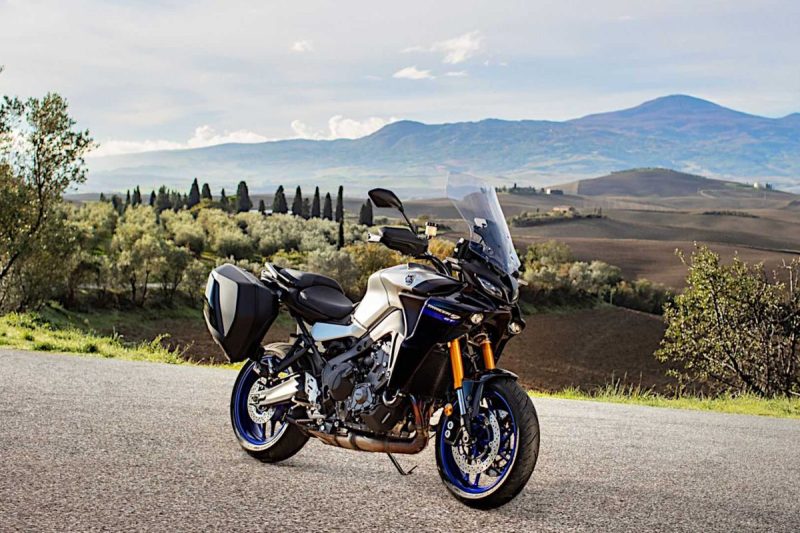 Motor Touring Tangguh