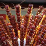 Tanghulu Camilan Tradisional Asal Tiongkok