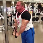 Tricep Pushdown Teknik Efektif Membentuk Lengan Ideal
