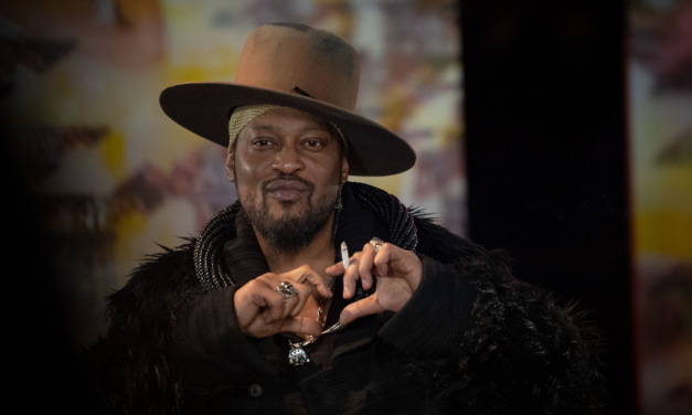 Penyanyi D’Angelo Seorang Rapper Yang Memiliki Talenta Unik