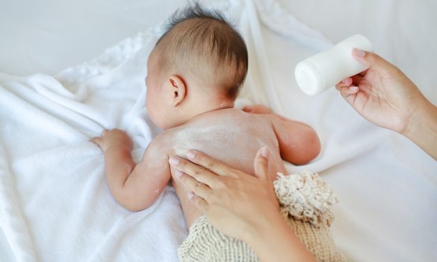 Produk Bedak Biang Keringat Yang Manjur Untuk Si Kecil
