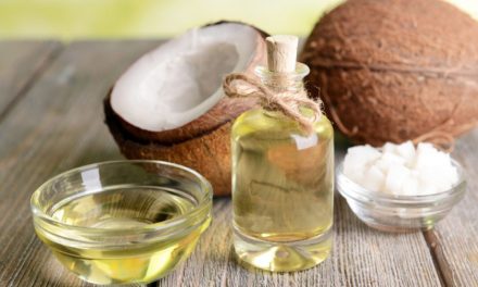 Minyak Nabati Hasil Yang Di Ekstrak Dari Daging Kelapa