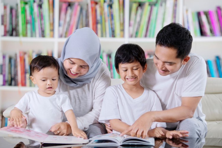 Seni Mendidik Anak